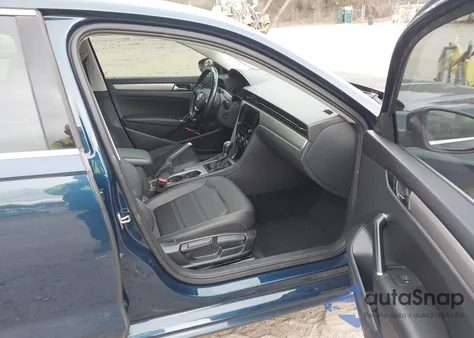 2020 Volkswagen Passat 2.0T Se z USA, uszkodzony, nr VIN 1VWSA7A39LC007097